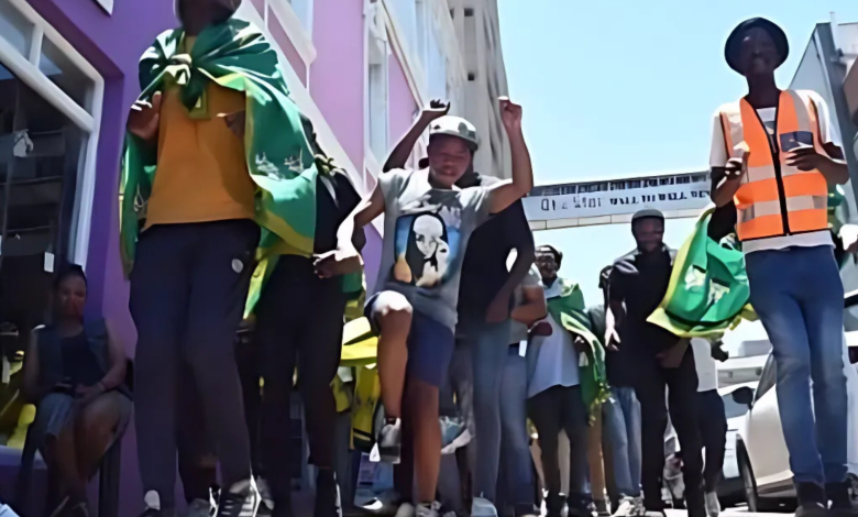 مظاهرة في جوهانسبورغ تطالب بتعزيز العلاقات مع المغرب