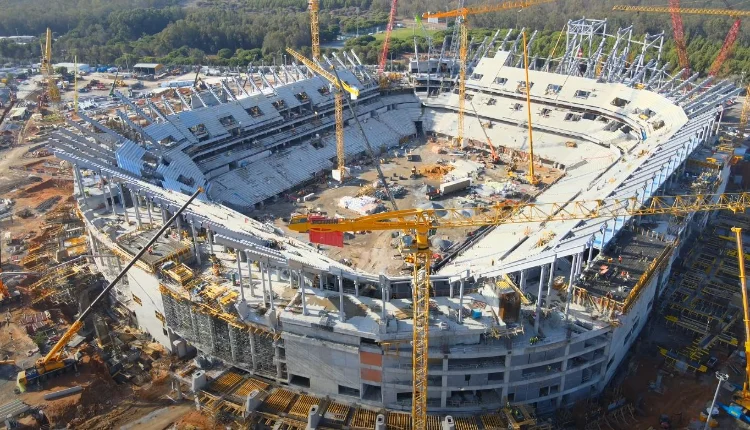 أشغال ملعب الأمير مولاي عبد الله بالرباط تسير بوتيرة جد متسارعة