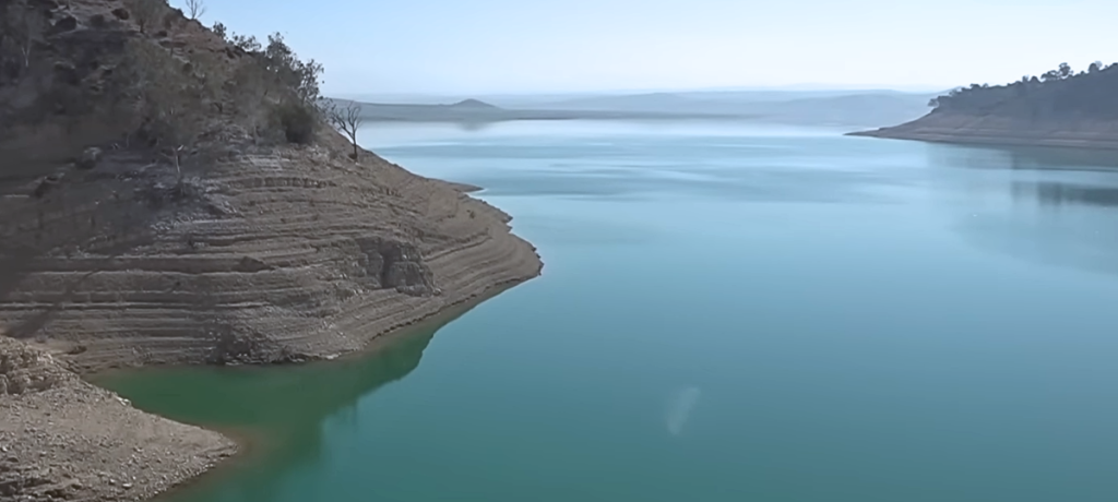 ارتفاع الموارد المائية بعدد من سدود المملكة خلال الـ 24 ساعة الماضية