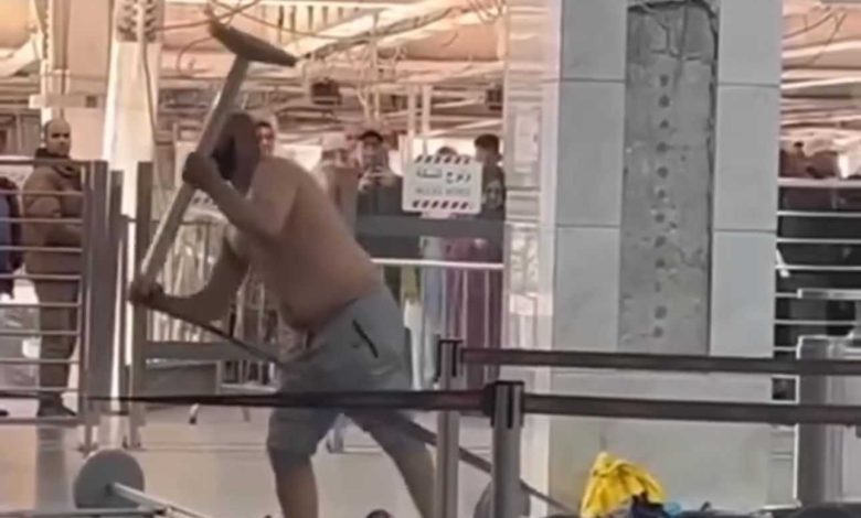 شخص يثير الذعر في محطة قطار الرباط.. والشرطة تسيطر على الوضع