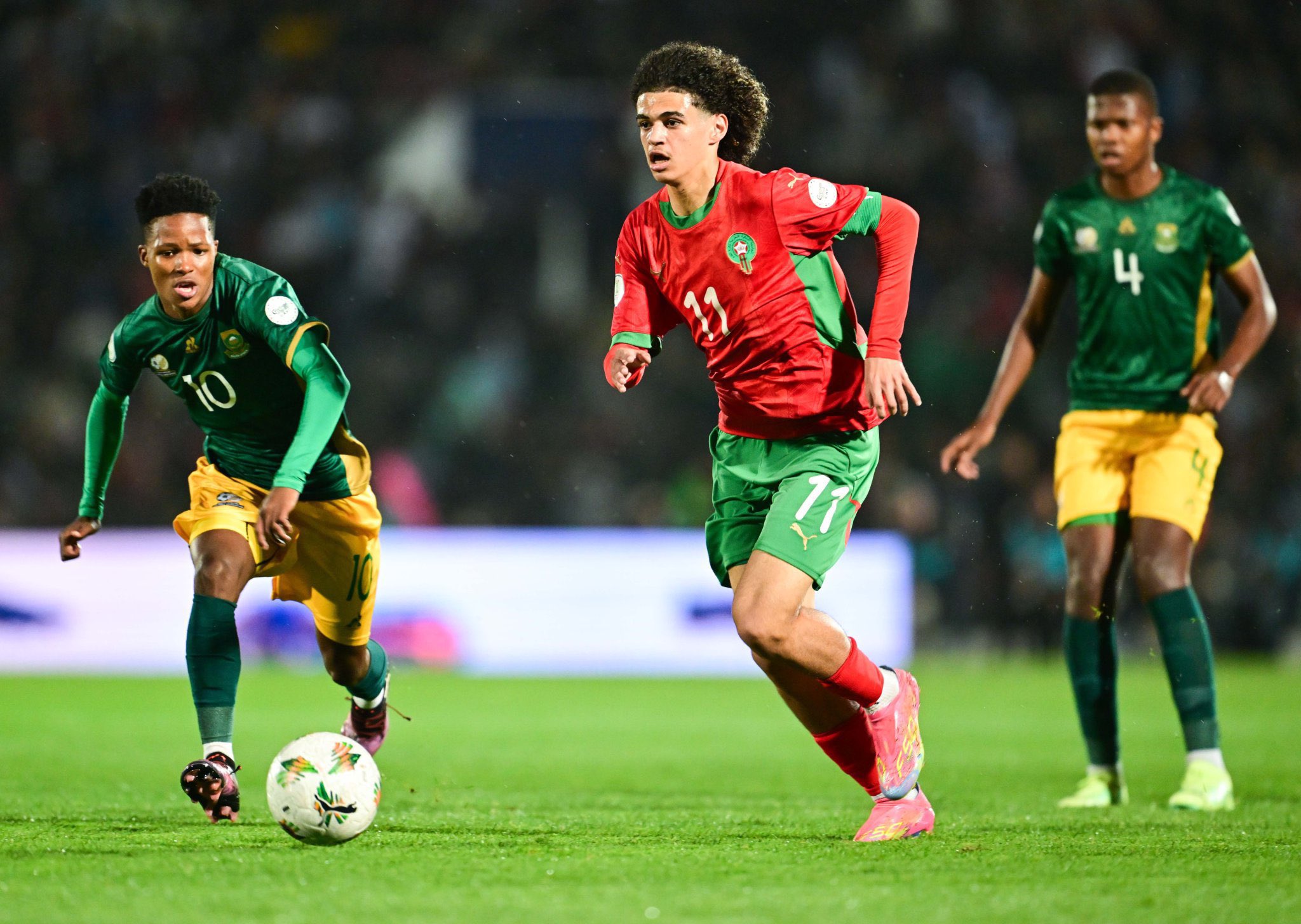 المنتخب المغربي لكرة القدم لأقل من 17 سنة يتأهل إلى نصف نهائي كأس إفريقيا بعد فوزه على جنوب إفريقيا بنتيجة ثلاثة أهداف لهدف واحد