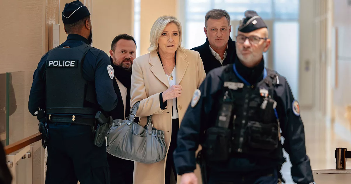 القضاء الفرنسي يحكم بسجن زعيمة حزب 