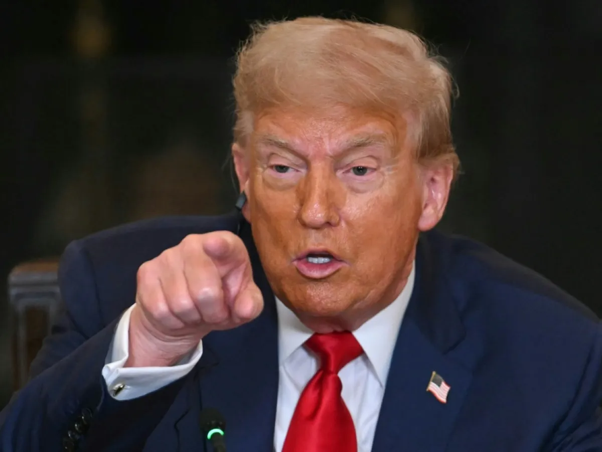 ترامب يهدد إيران.. آخر إنذار قبل يوم الثلاثاء