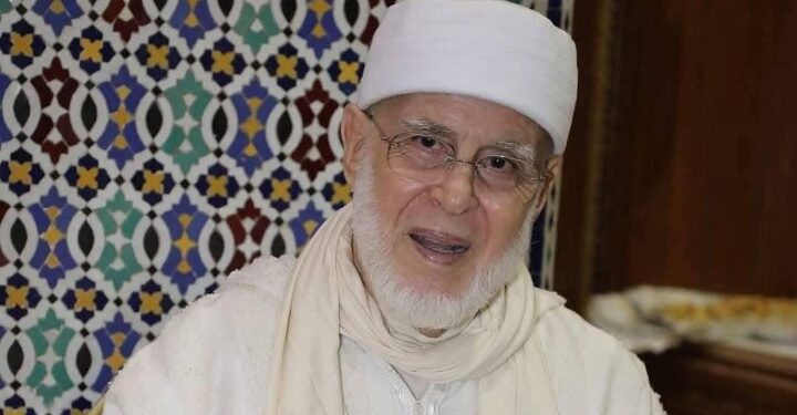 الملك محمد السادس يعزي في وفاة شيخ الطريقة القادرية البودشيشية المرحوم جمال الدين القادري بودشيش