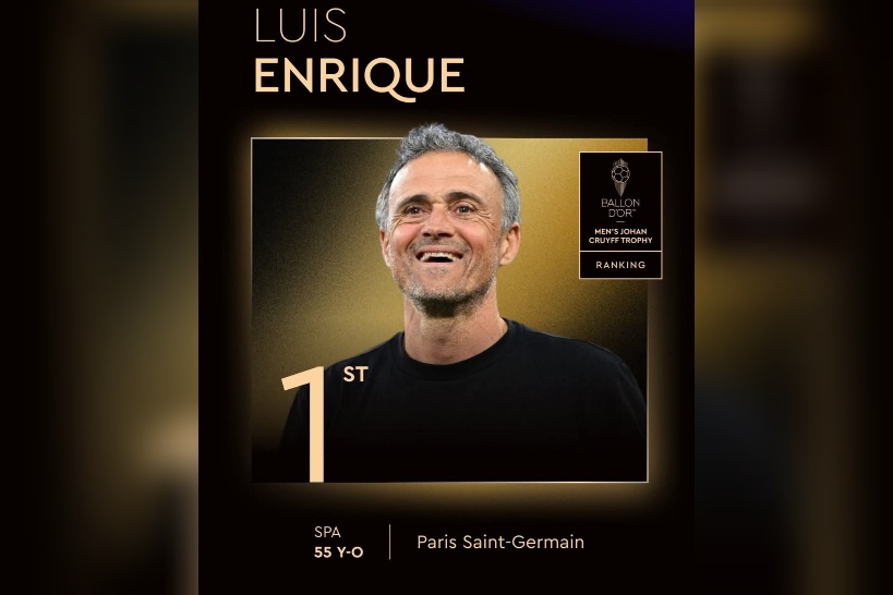 الإسباني لويس إنريكي يفوز بجائزة أفضل مدرب في العالم لسنة 2025