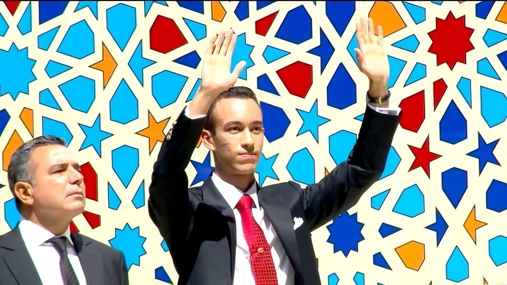 ولي العهد الأمير مولاي الحسن يدشن ملعب 