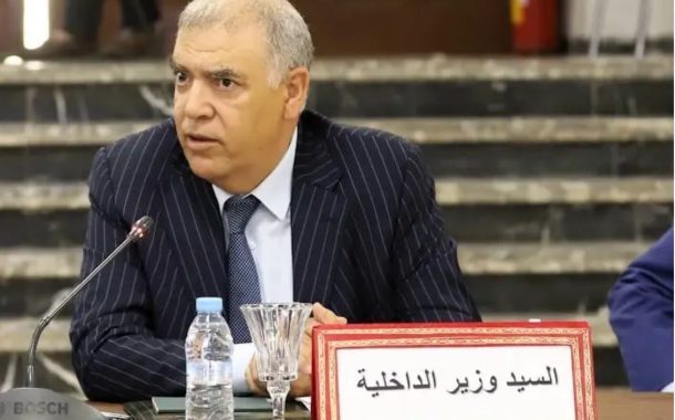 وزير الداخلية يوجه دورية للولاة والعمال لإعطاء الأولوية للتشغيل والصحة والتعليم