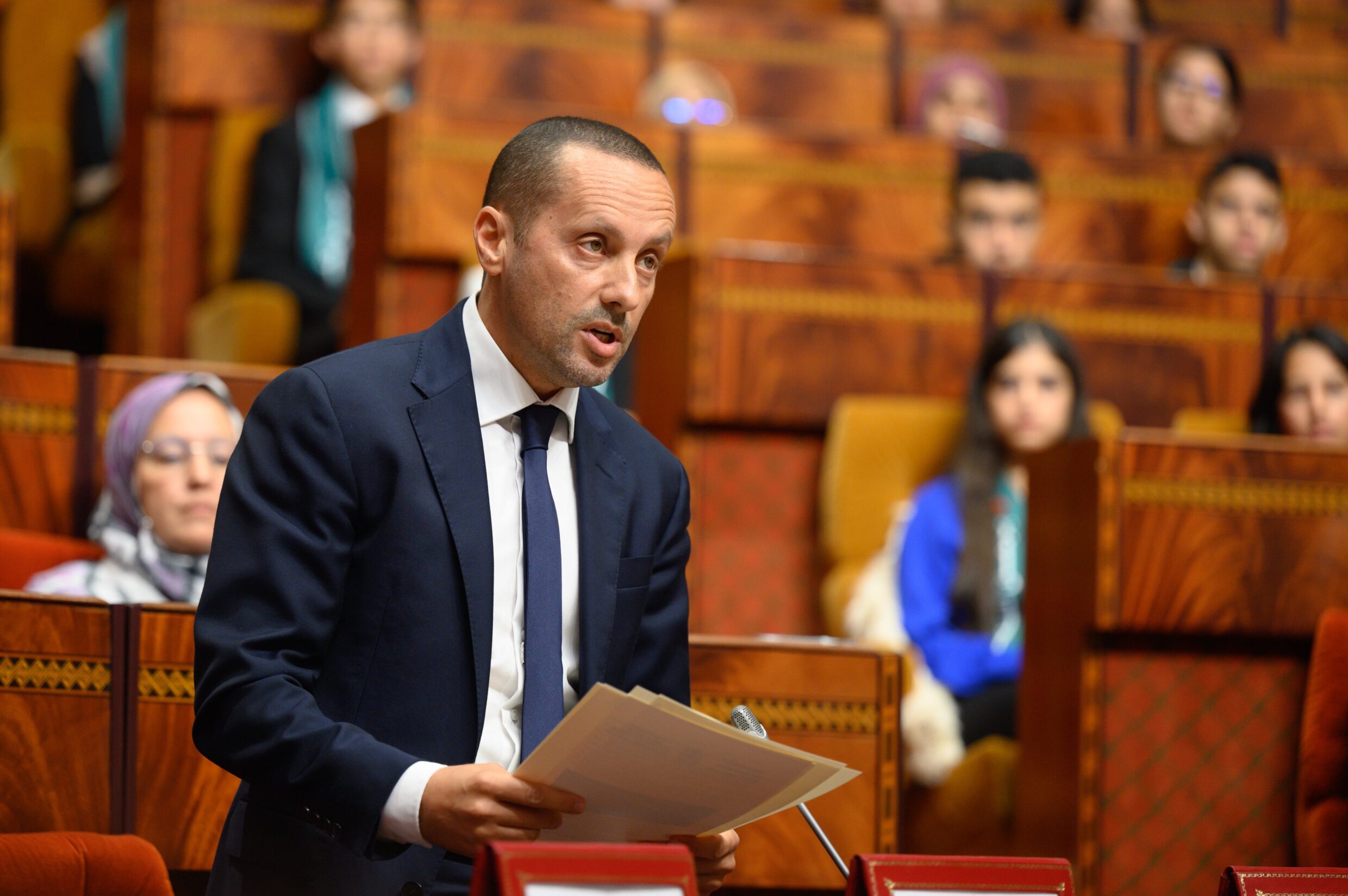 أمين التهراوي يكشف حصيلة تفعيل برنامج تقليص الفوارق المجالية بالعالم القروي في قطاع الصحة