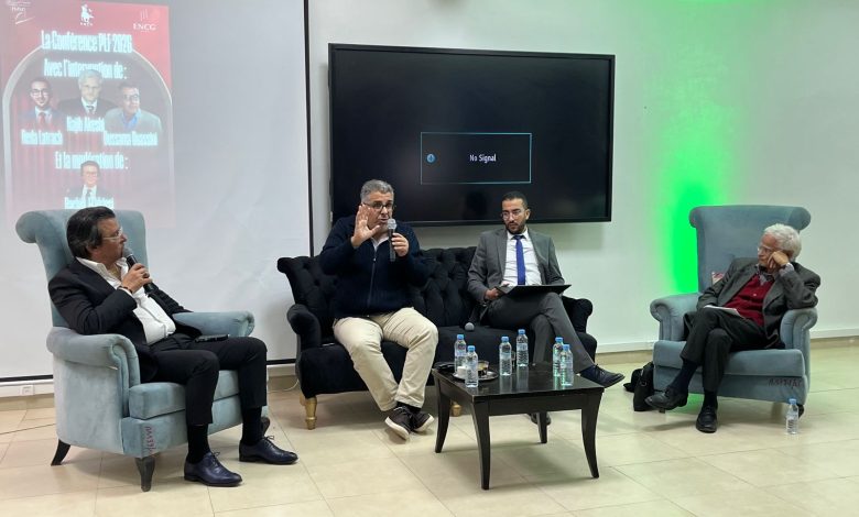 في ندوة احتضنتها المدرسة الوطنية للتجارة والتسيير بسطات .. أقصبي يفكك فرضيات قانون مالية 2026