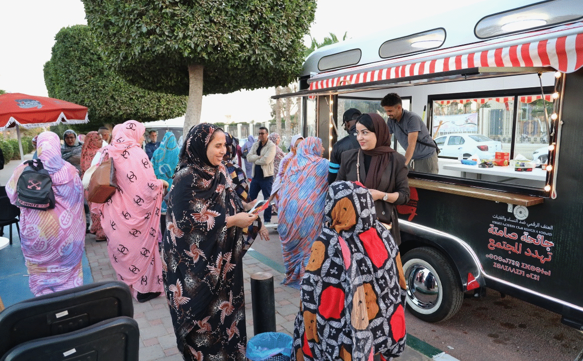 قافلة مناهضة العنف الرقمي ضد النساء والفتيات تحط الرحال بمدينة الدار البيضاء