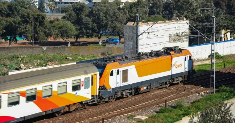 تعليق مؤقت لحركة القطارات بين فاس وسيدي قاسم بسبب الفيضانات