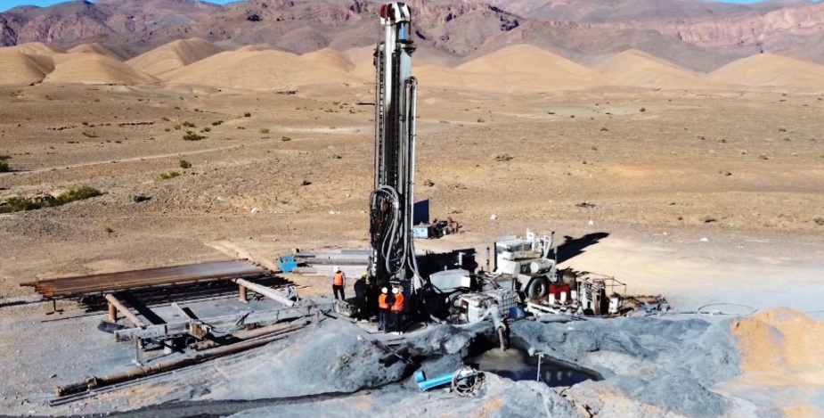 المغرب يواصل تنزيل البرامج المائية بإنجاز 4221 ثقبا استكشافيا وتسريع وتيرة إنجاز السدود