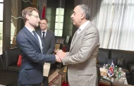 حموشي يبحث تعزيز التعاون الأمني مع سفراء بريطانيا والغابون وماليزيا