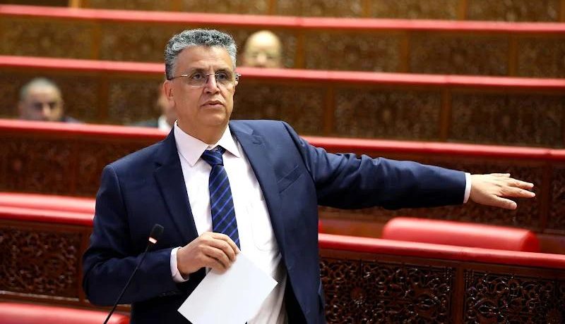 عبد اللطيف وهبي يقترح إعادة تنظيم دور المحامين في تحرير العقود لحماية الأراضي السلالية