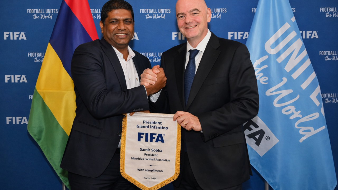 مسؤول بارز في 