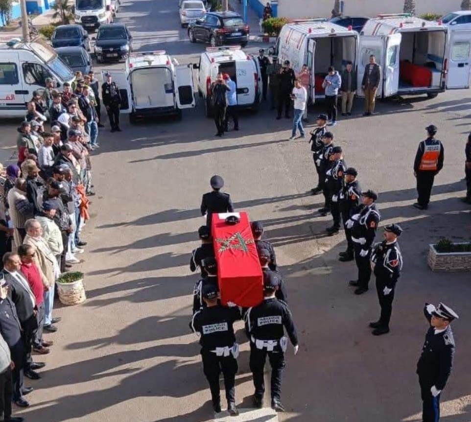 موكب جنائزي مهيب لنقل جثامين موظفي الأمن الوطني ضحايا حادثة سير سيدي إفني