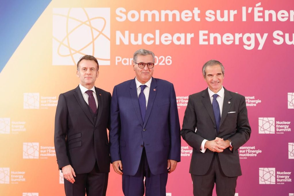 أخنوش يمثل الملك محمد السادس في القمة الدولية للطاقة النووية بباريس