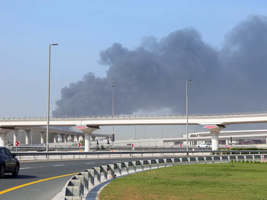 الإمارات تعلن إغلاق سفارتها في طهران وسحب سفيرها وكافة أعضاء بعثتها الدبلوماسية