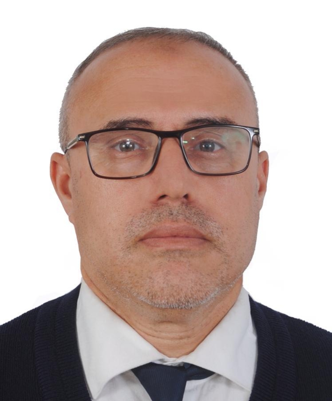 وقفة عرفان وامتنان لمسيرة حافلة بالعطاء.. السيد عبد الكريم سرباتي 