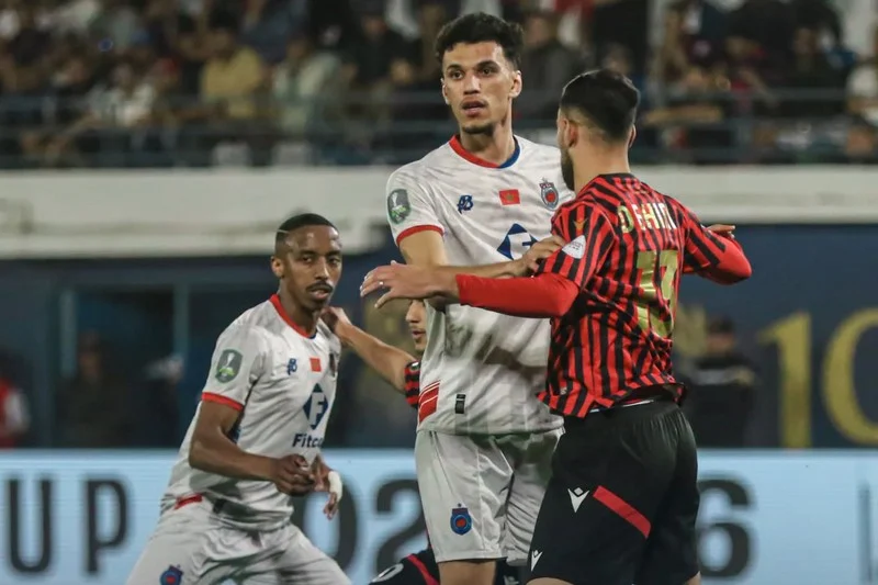 فريق أولمبيك آسفي يُضيّع تأهلا تاريخيا بميدانه أمام اتحاد العاصمة الجزائري