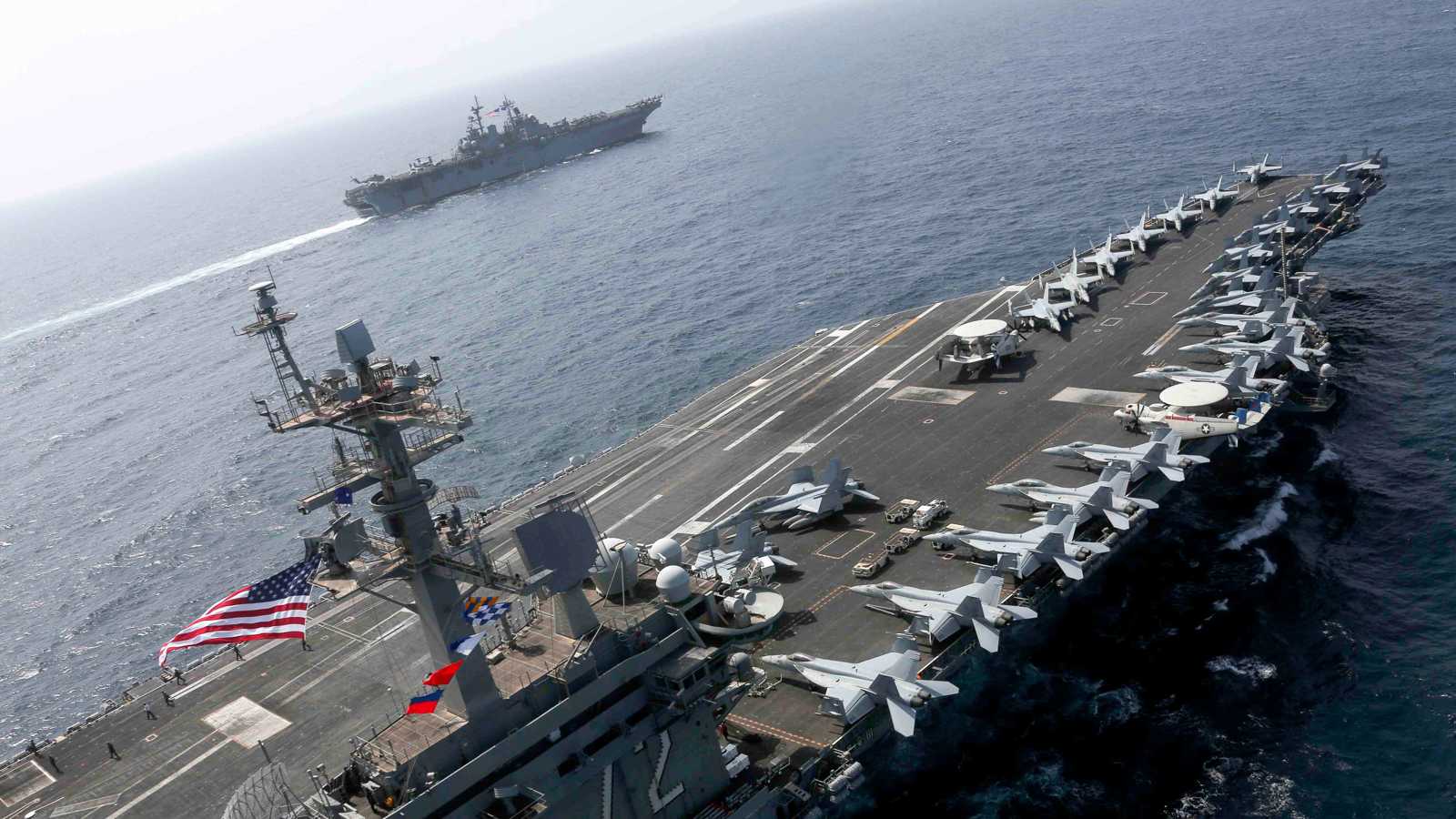 ترامب يعلن بدء حصار بحري على إيران