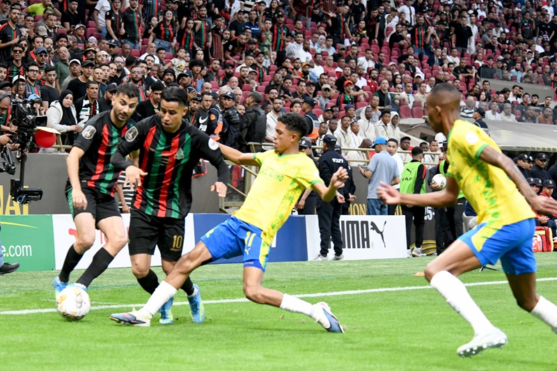 فريق الجيش الملكي يكتفي بالتعادل في الرباط أمام صنداونز الجنوب إفريقي ويضيع لقب دوري أبطال إفريقيا