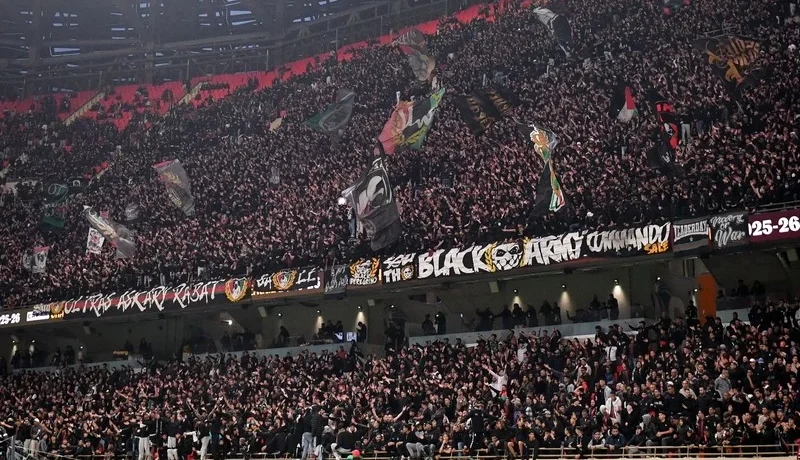 جماهير الجيش الملكي تتنقل إلى جنوب إفريقيا دعما للفريق في مواجهة ماميلودي صان داونز