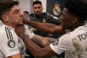 أزمة في ريال مدريد.. فالفيردي في المستشفى بعد شجار عنيف مع تشواميني
