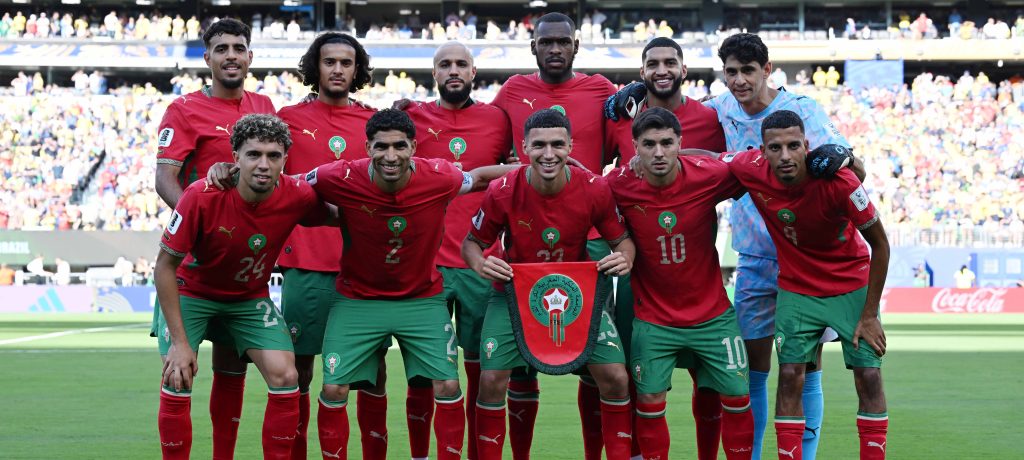 أسود الأطلس يواجهون طموح إسكتلندا في مونديال 2026 (الموعد والقنوات الناقلة)