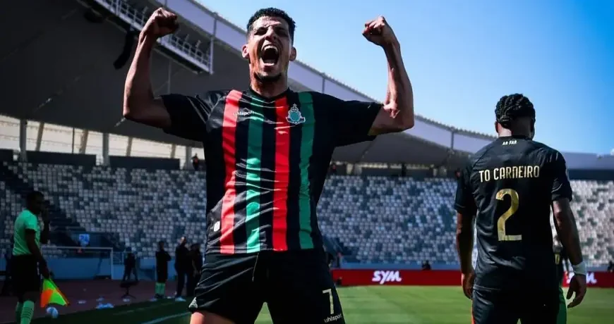 الجيش الملكي ينفرد بصدارة البطولة الاحترافية مؤقتا بعد فوزه على ضيفه الوداد الرياضي