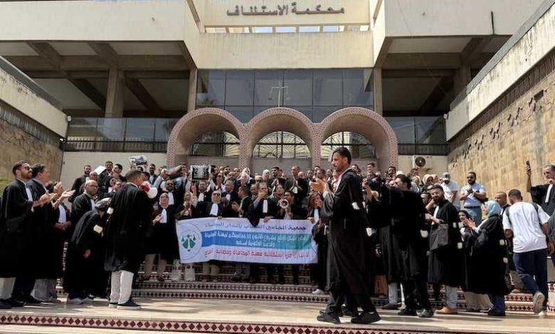 محامو الدار البيضاء يواصلون الاحتجاج رفضا لمشروع قانون المهنة 66.23