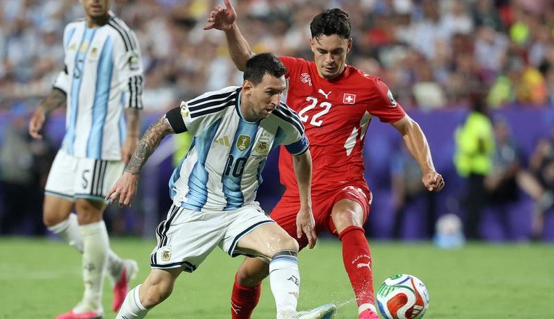 مونديال 2026.. الأرجنتين تعبر إلى مباراة نصف النهائي على حساب سويسرا بصعوبة