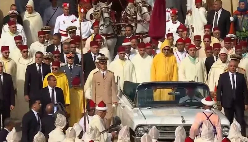 بمناسبة الذكرى الـ 27 لعيد العرش المجيد.. الملك محمد السادس يترأس حفل تجديد البيعة والولاء بالقصر الملكي بتطوان