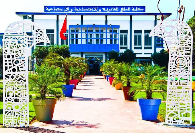 كلية الحقوق بعين السبع تحت المجهر.. تعليق ماستر واسترجاع أوراق الامتحانات يفتحان باب التساؤلات
