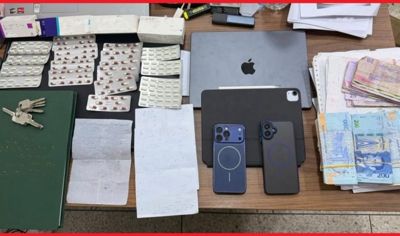 أمن الفداء مرس السلطان بمدينة الدار البيضاء يوقف 3 أشخاص بينهم صيدليان لتورطهم في ترويج المخدرات