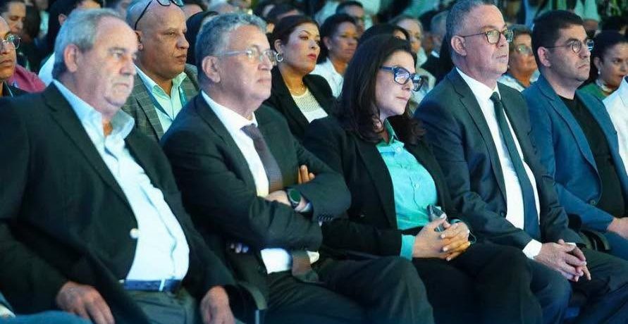 الأصالة والمعاصرة يرفع راية اقتصاد بلا ضغط ضريبي على الأسر