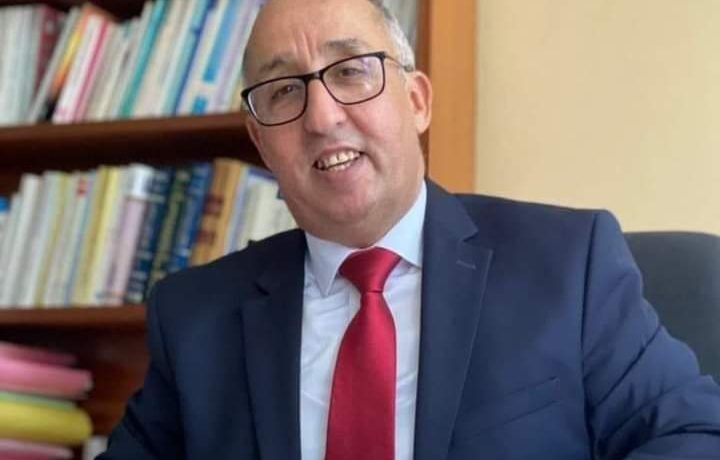 الحكماء الحقيقيون ليسوا أوصياء على الناس وإنما هم من يحسنون تدبير الاختلاف