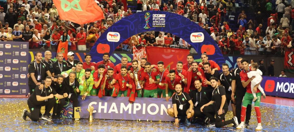 أسود القاعة يتربعون على عرش إفريقيا مجددا ويرفعون الكأس القارية للمرة الرابعة على التوالي