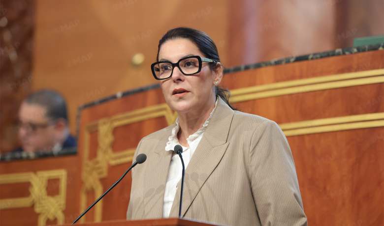 المنصوري تنتقد ازدواجية الخطاب الحزبي وتدافع عن نزاهة الانتخابات بالمغرب